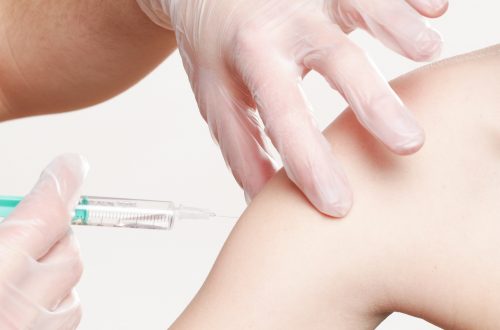 Vaccino quadrivalente meningite effetti collaterali